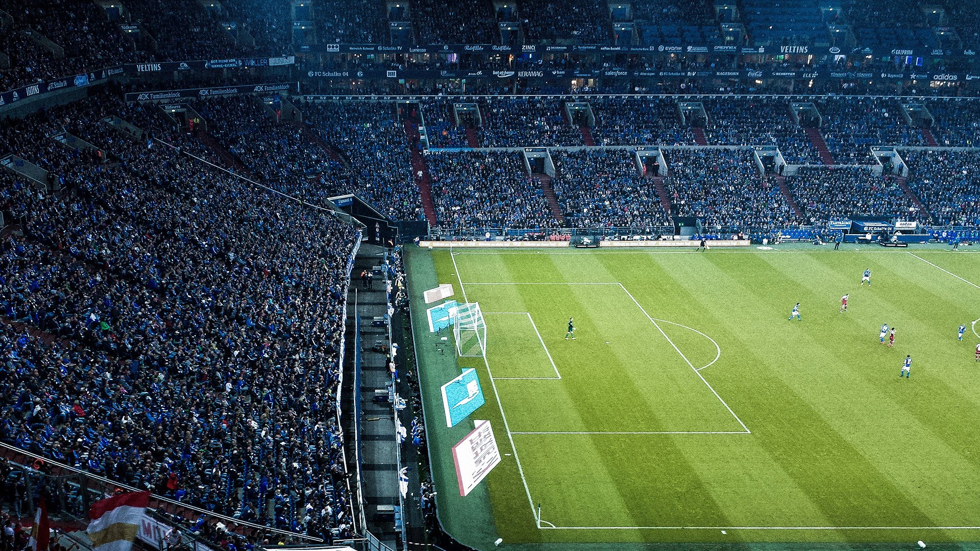 爱游戏体育在线-教练换帅引发战术体系调整，换教练正常吗