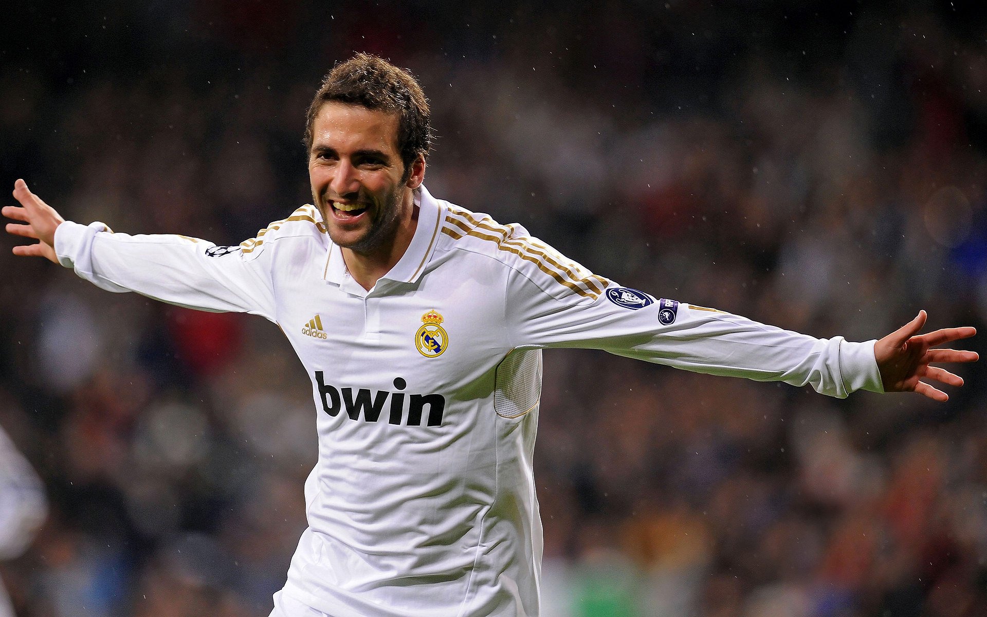 中超联赛俱乐部品牌建设策略，中超俱乐部logo